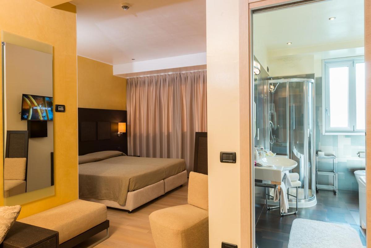 Hotel Kristal 3 Stelle Superior Zane Bagian luar foto